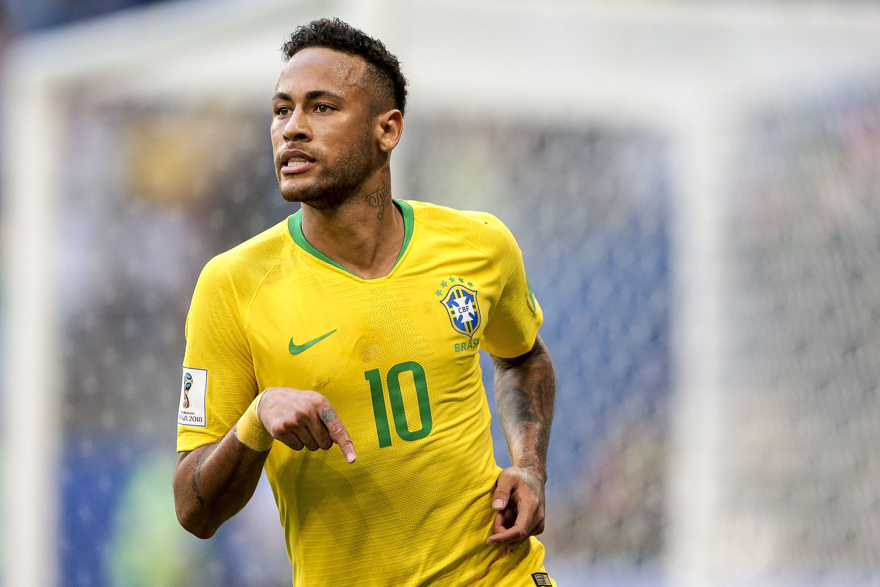 锋芒似乎被 锋芒似乎被